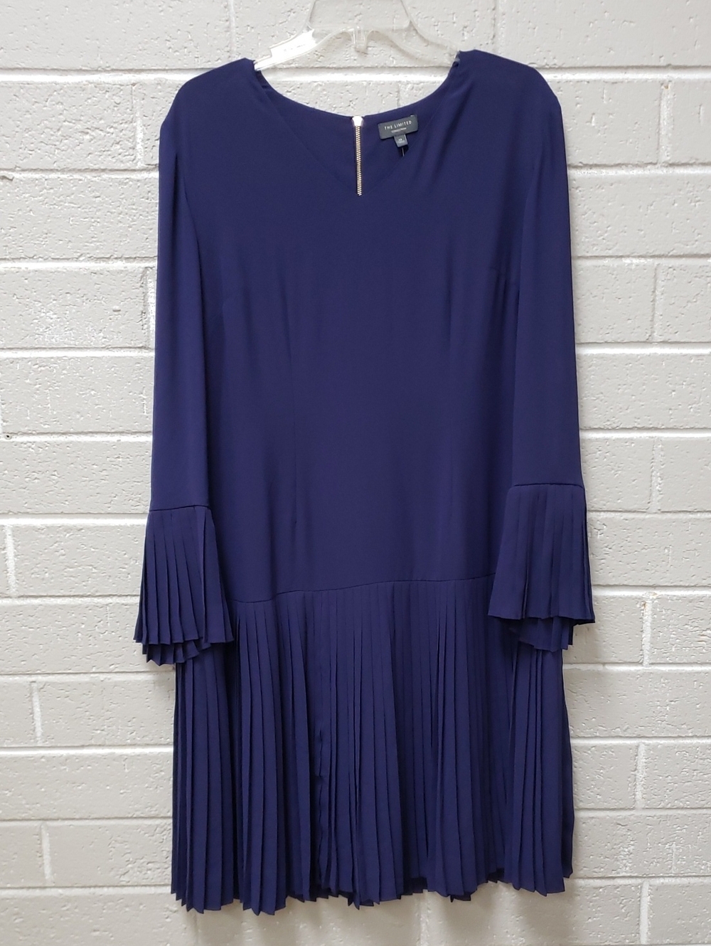 Pleated Long-Sleeve Shift Dress in Deep Navy